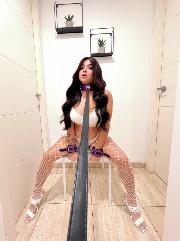 NOVEDAD JOVENCITA SUPER FOGOSA LATINA 24HORAS