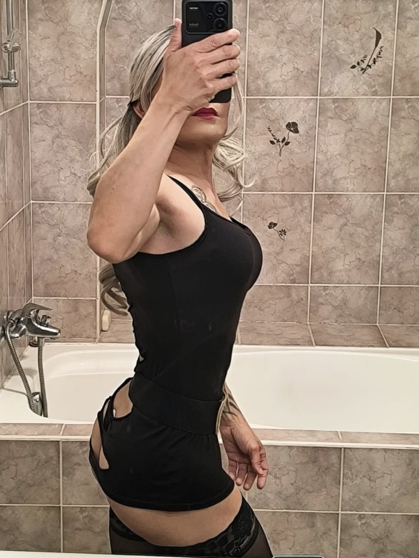 CHICA CD ATLÉTICA, MUY MORBOSA, POCOS DÍAS POR VALENCIA