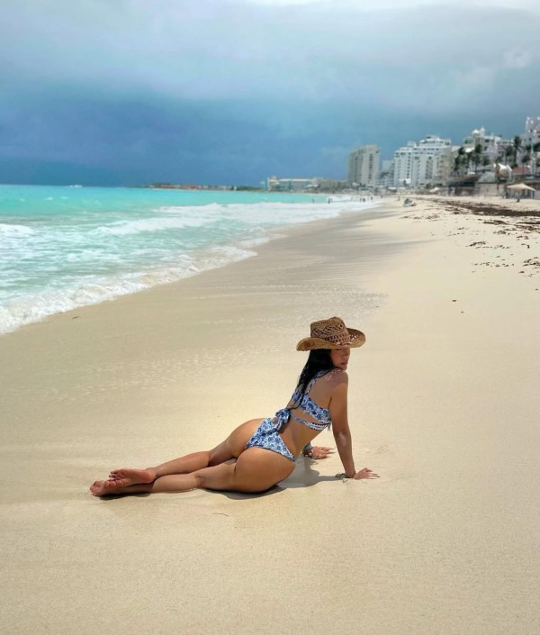 Sandra uténtica y muy dulce latina MULATA