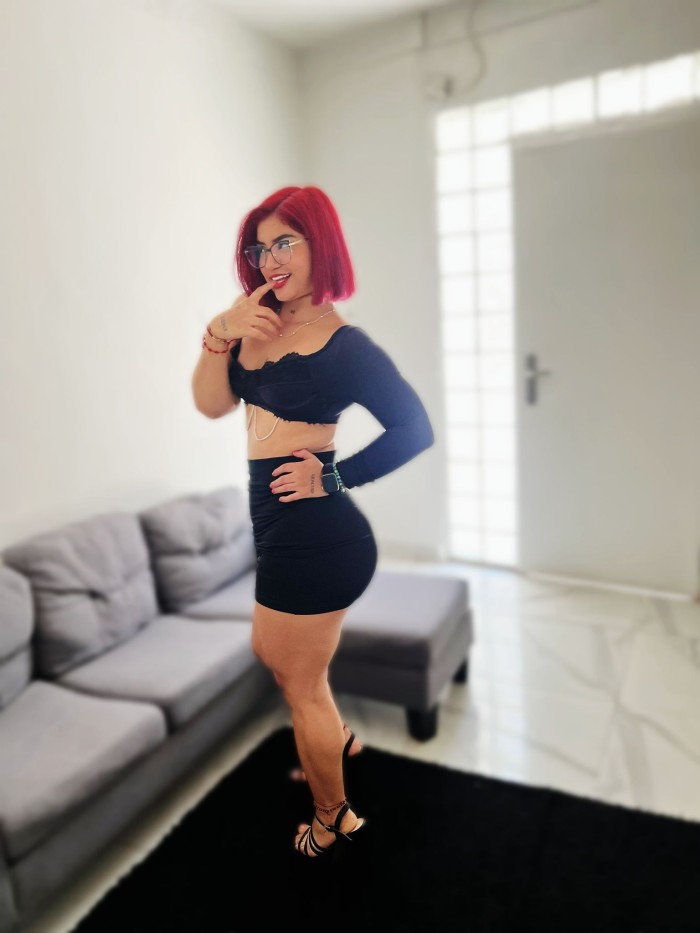 andrea jovencita caliente fiestera viciosa en hellin 24 horas