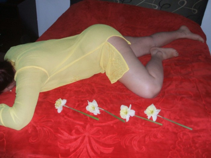 Madurita latina cariñosa discreta espectacular.