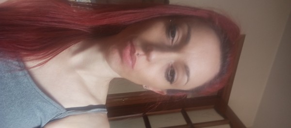 Española cuerpo a cuerpo y videollamada