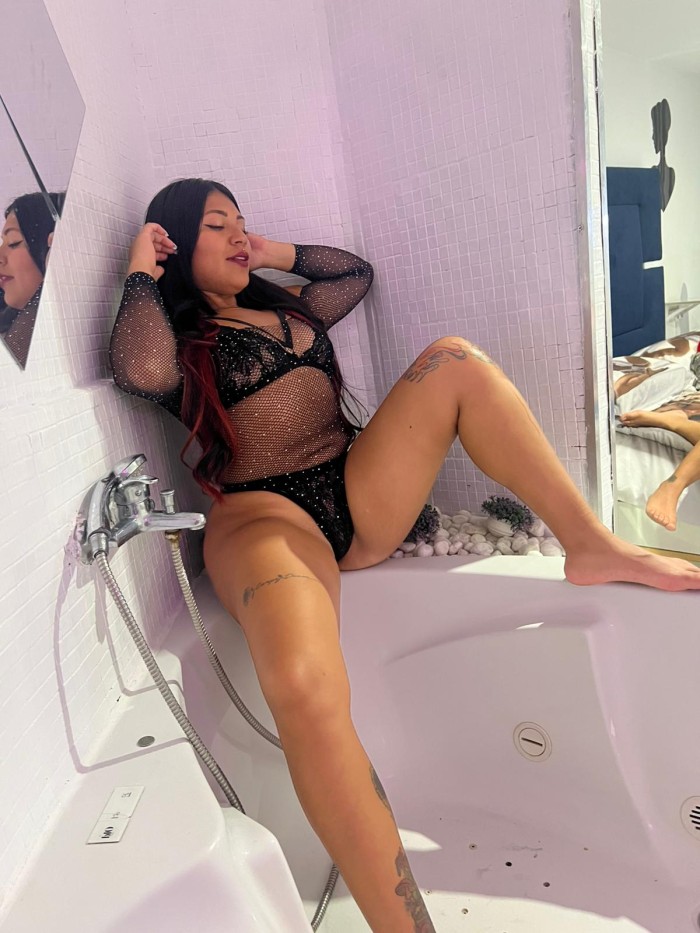 CANDENTE LATINA SEXY DIVERTIDA (TORRASA)