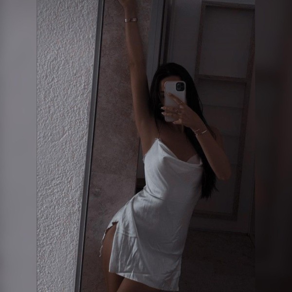 Hola soy perla en salamanca tu flaca sexy