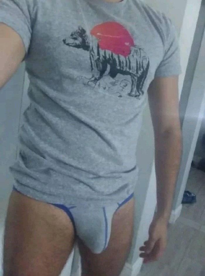 ATRACTIVO CHAVAL DE BUEN PORTE DISCRETO Y DOT