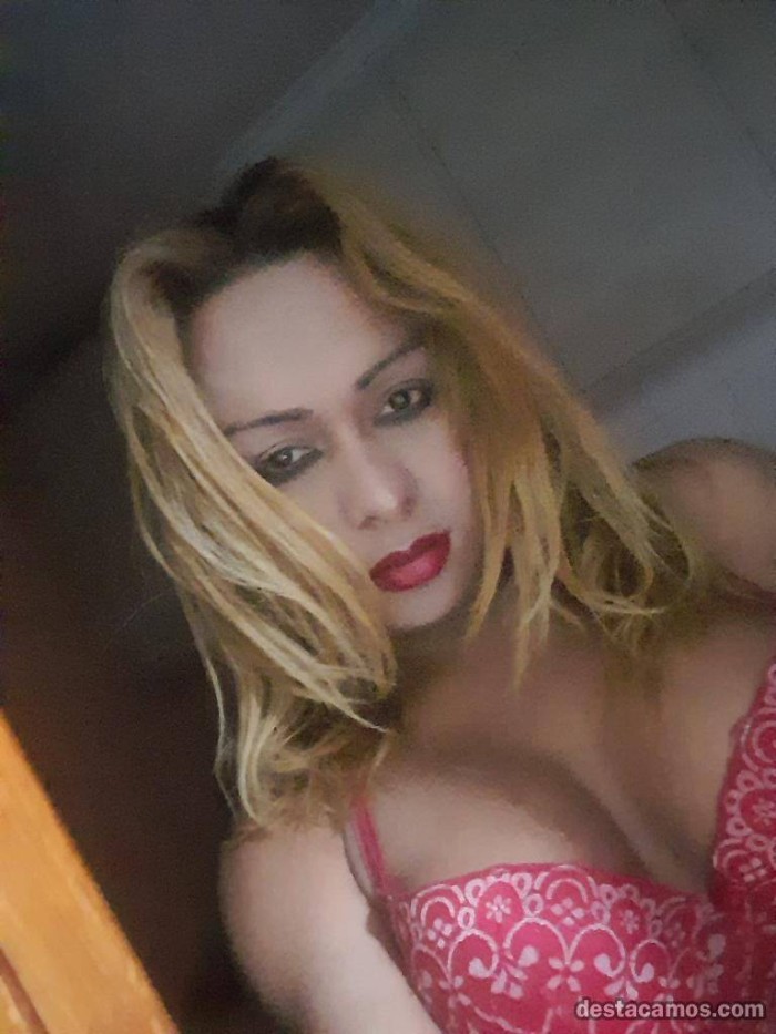 En el castillo de alicante trans bella