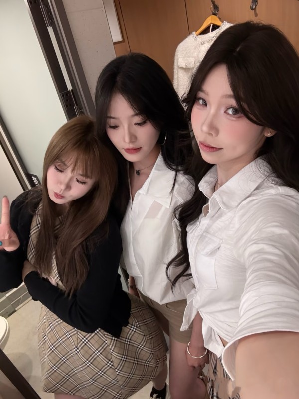 Asiáticas jovencita chicas en Burgos