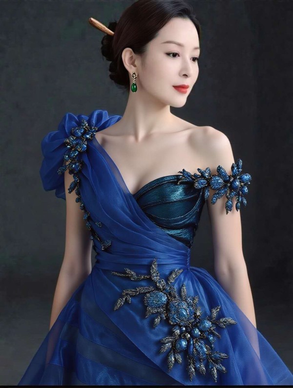 Chica nueva asiatica oriental cariñosa japonesas