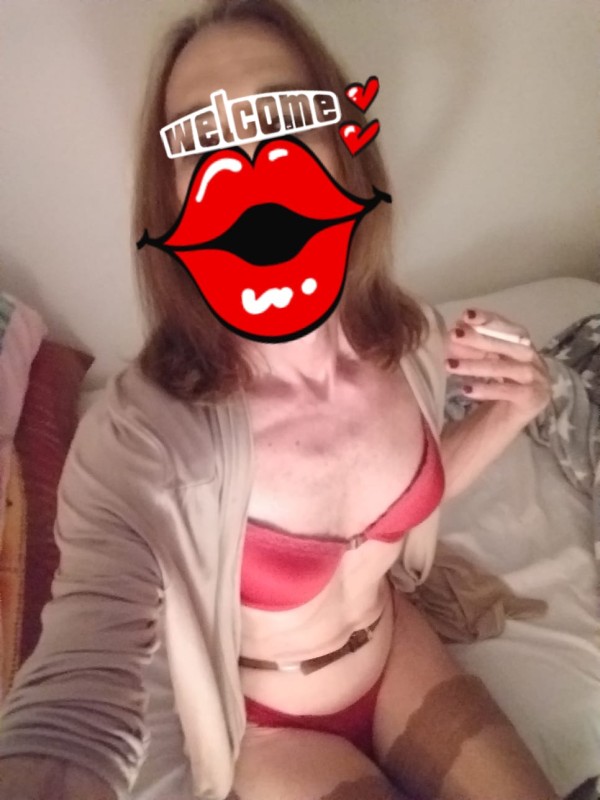 TRANS FEMENINA DELGADITA GUAPA CARIÑOSA