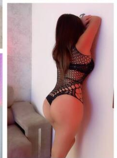 Espectacular madurita guapa y caliente. Puertollan