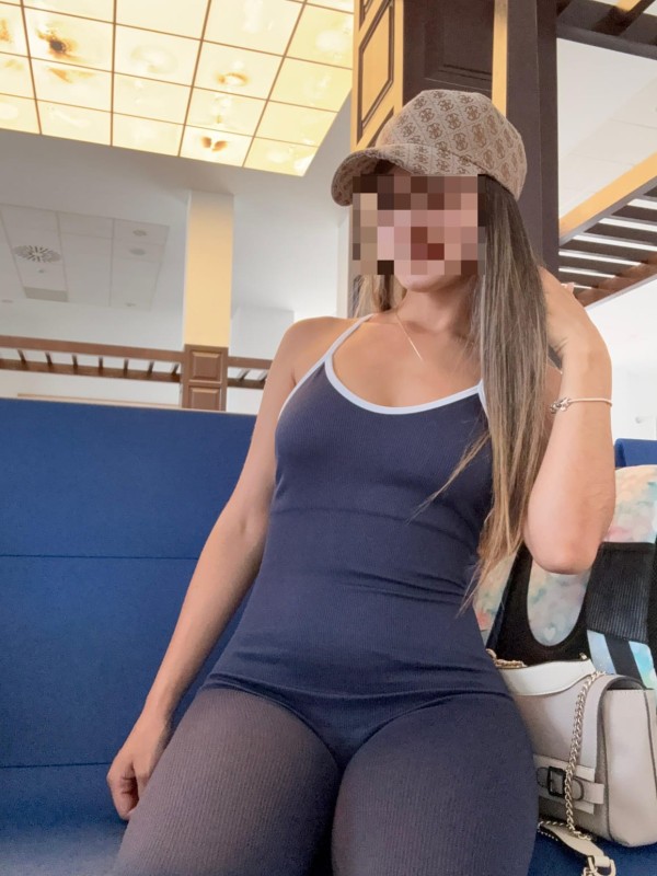 La Laguna menceyes 116, Cloe 23 Años, colombiana