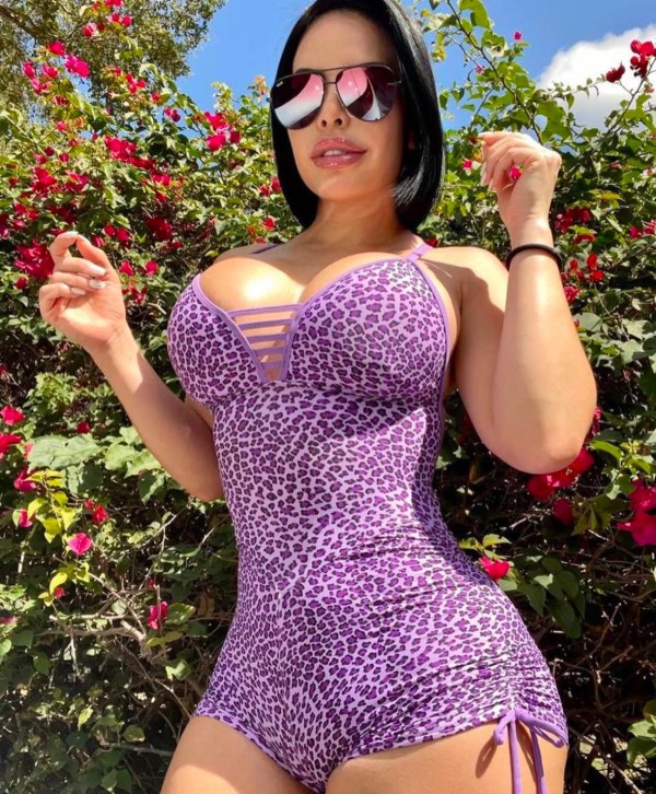 Linda y sexy venezolana recién llegada. FOTOS REALES SIN ENGAÑO