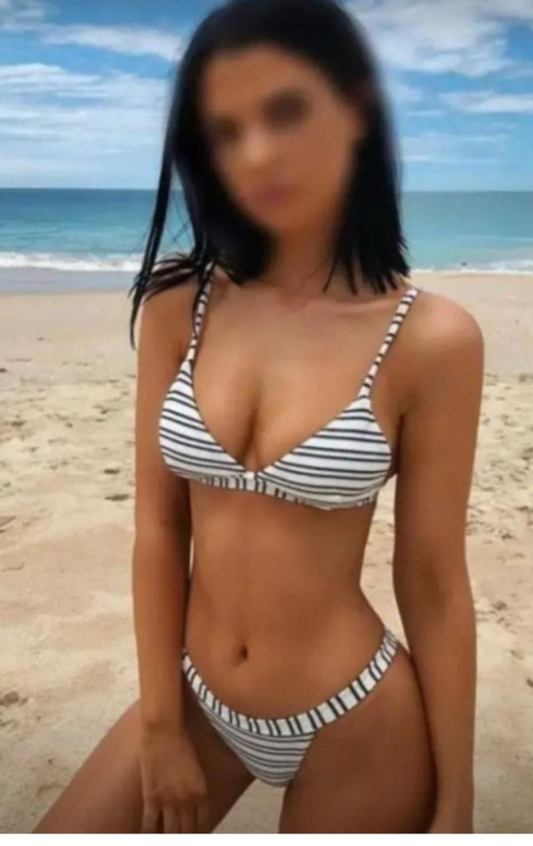 Tengo chocho mojadito ven disfruta con migo