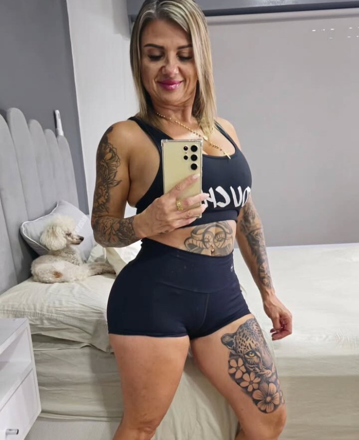 Pilar… chica sin limites de horarios..