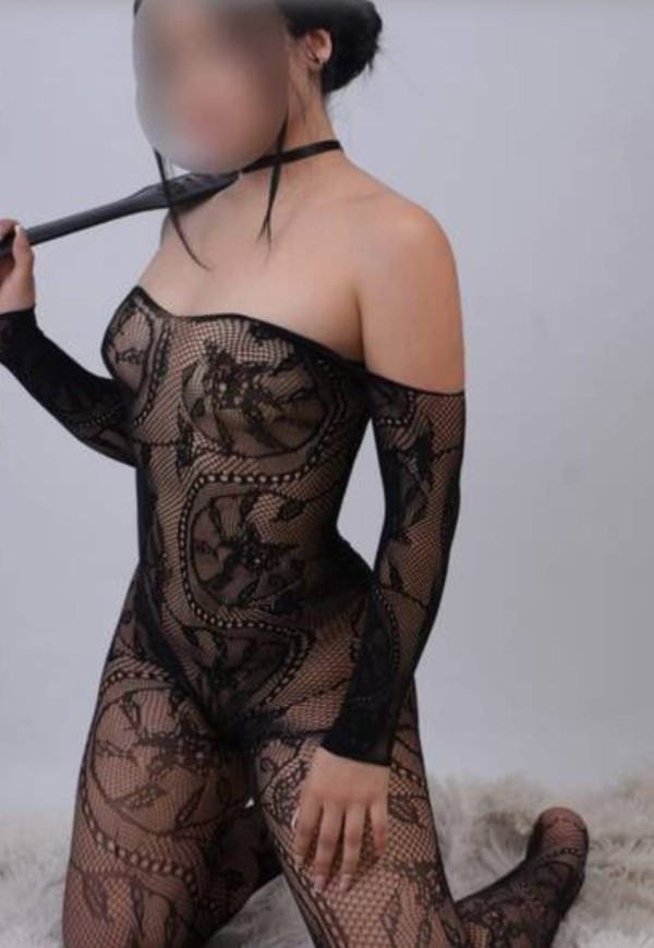 CALIENTES AMIGAS CON GANAS DE DISFRUTAR,VENGA PASAR UNA NOCHE DE MIEDO