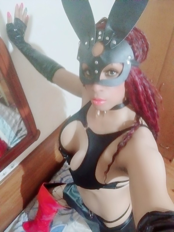 EN LEÓN HERMOSA TRANS MULATA DOTADA DISCRETA REAL