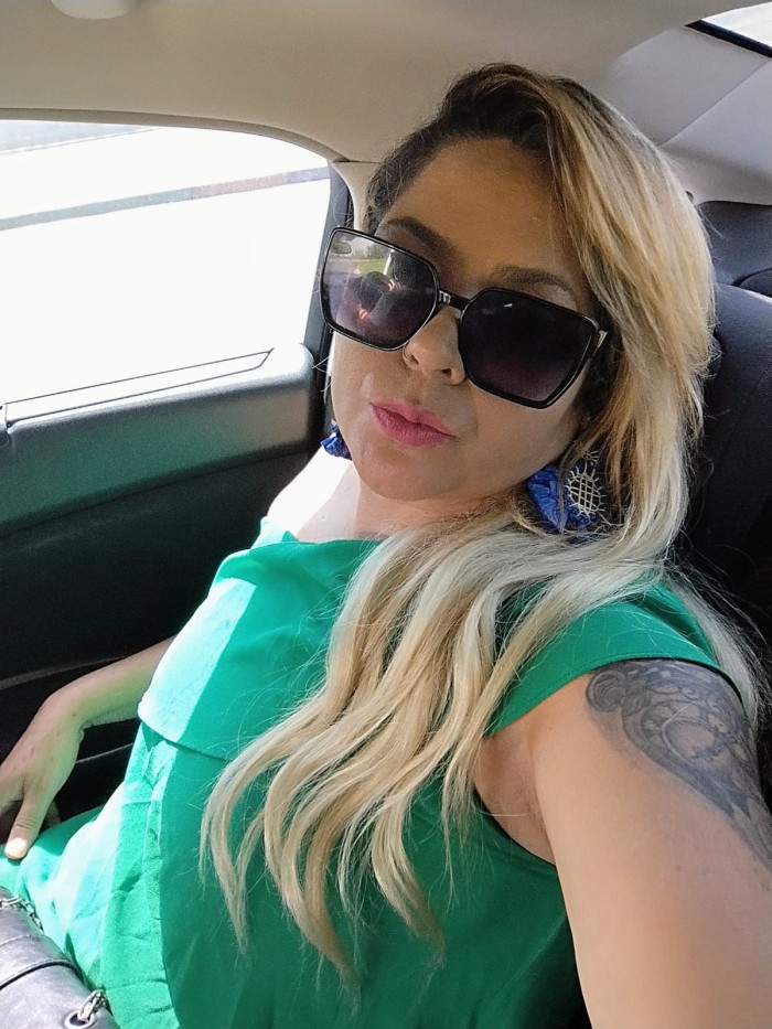 Rubia muy viciosa y completa en Almendralejo