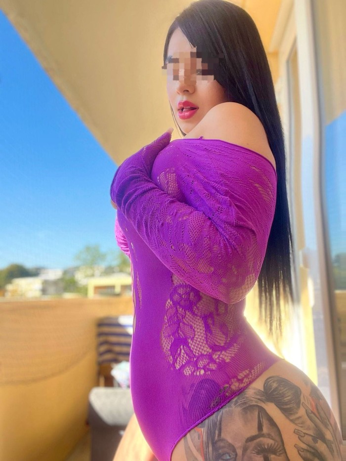 MUJER LATINA FOGOSA AL SEXO 3HORAS X 270€