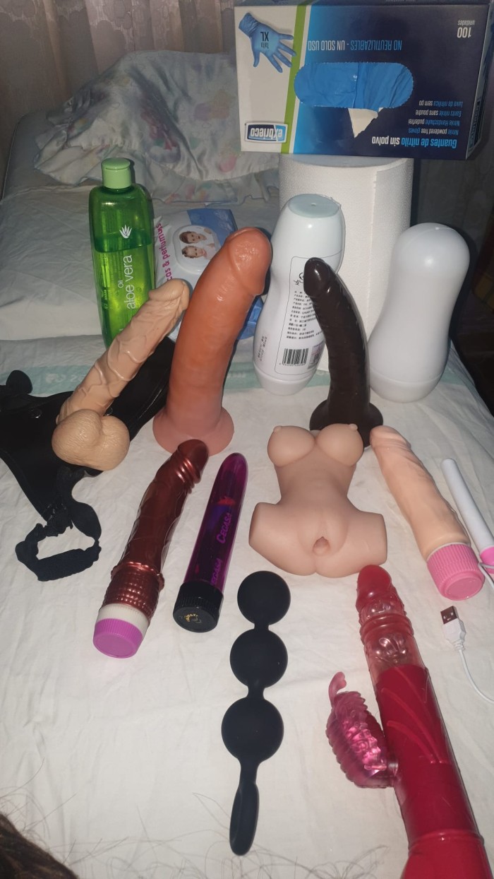 Masajista profesional en camilla