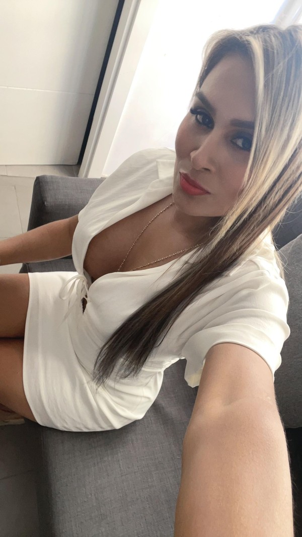 SOL MUY COMPLACIENTE 641223933 – MADRID