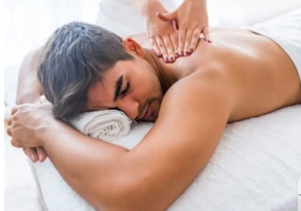 MADURITA TRATO DE NOVIOS FERROL