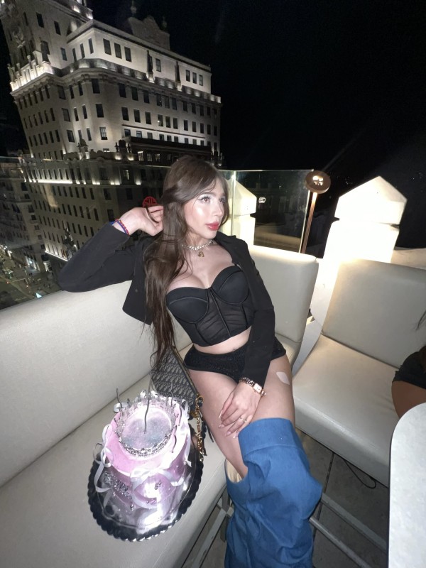 HERMOSA NIÑATA XL  MUY CACHONDA ¡SIN ENGAÑOS!