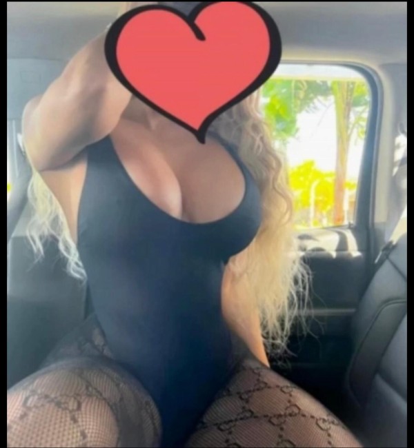 Mujer calienta y fogosa por primera vez en tu ciud