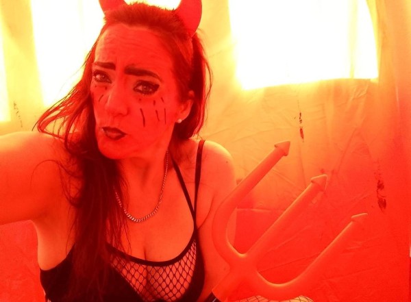 ESTOY QUE ARDO, NO AGUANTO MAS… FOLLAME…VICIO, MORBO, FIESTERA