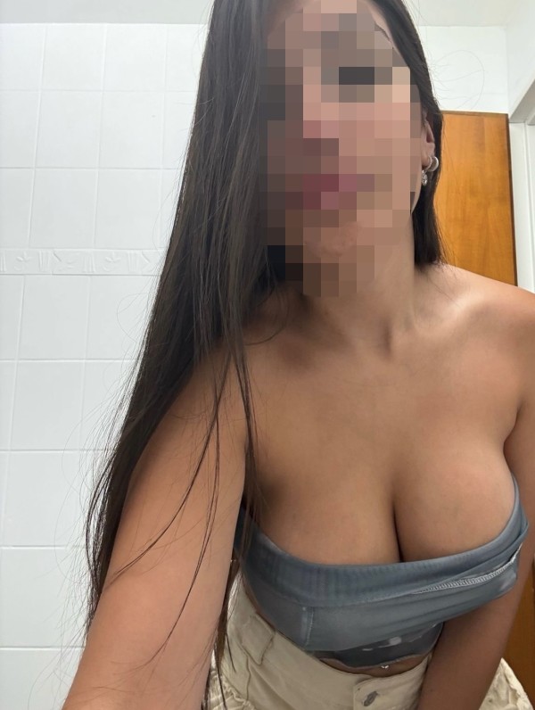 TE GUSTAN LOS PECHOS GRANDES???