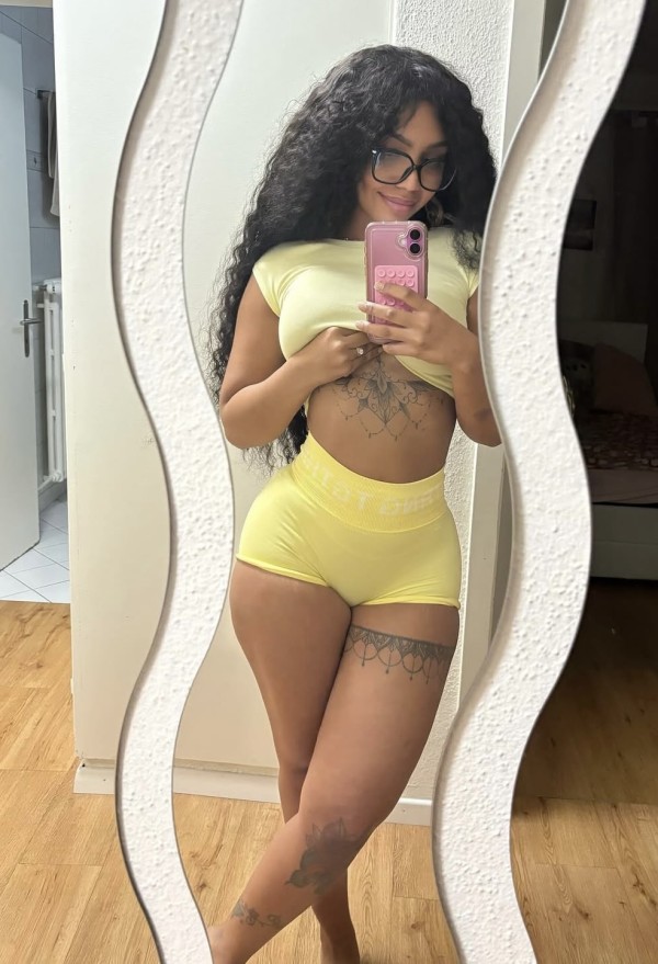 Hola amor soy melani