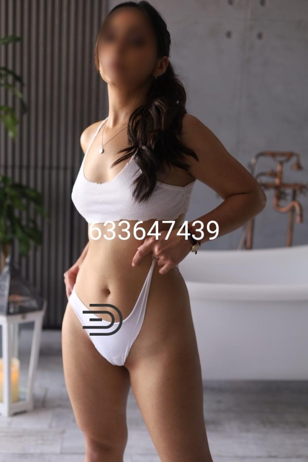 NOVEDAD MASAJISTA EROTICA Y MUY CARIÑOSA EN SANTANDER