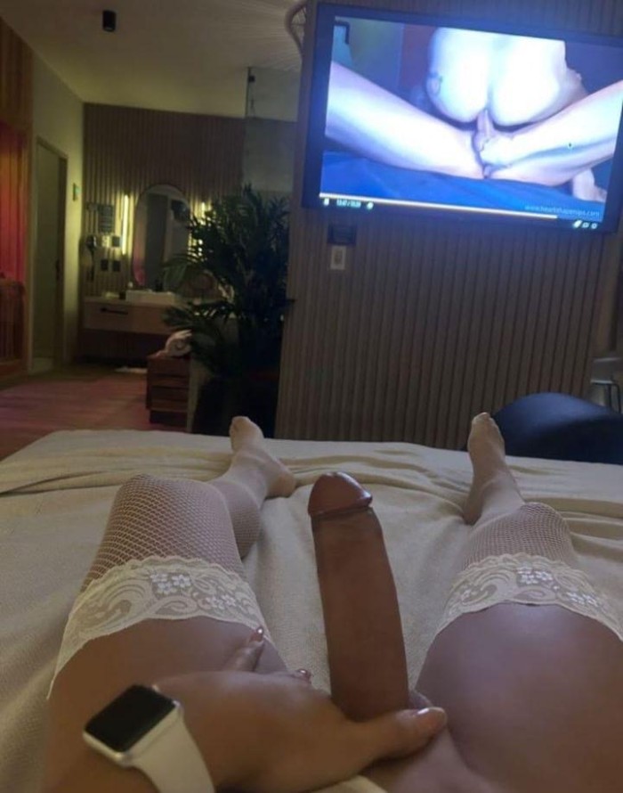 Trans de alto standing rubia muy sexy