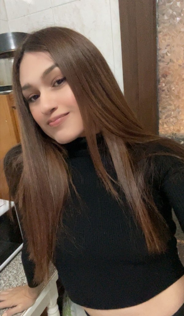 NOVEDAD Sexy universitaria flaquita y blanquita en marbella centro