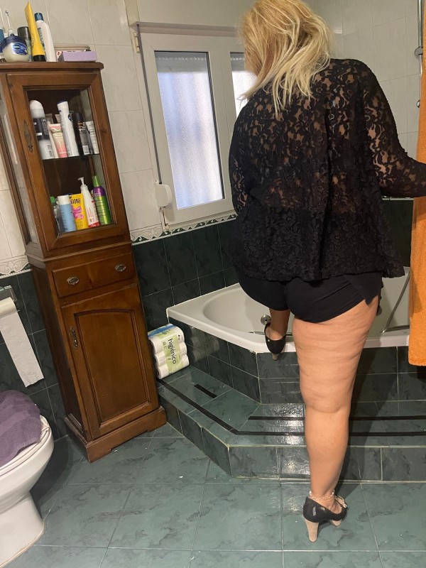 CAMILA 48 años MADURITA muy caliente