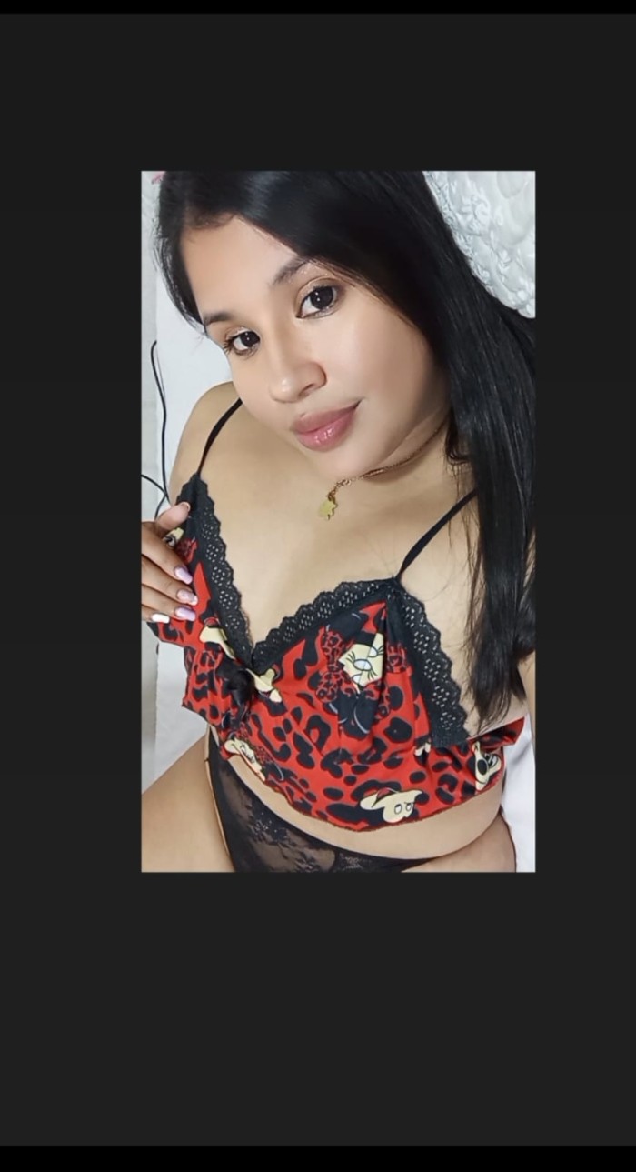 Fiestera AGUANTADORA COMPLACIENTE EN (TORRASSA))