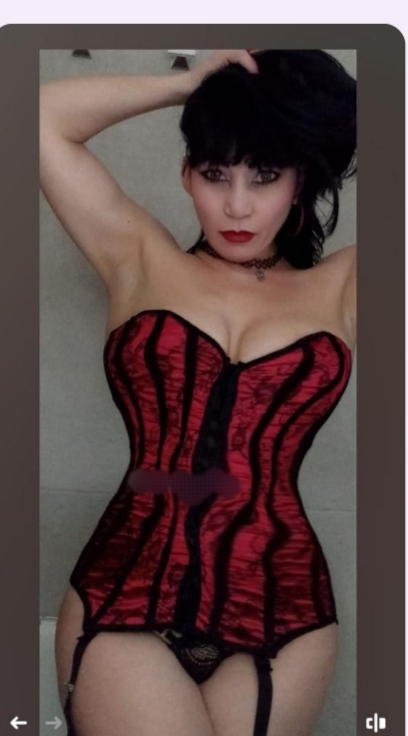 Dispuesta a sacarte tu lado más oscuro fiestera