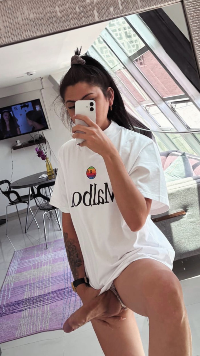 VEN A COMERTE MIS 22CM DE POLLA LLENA DE LECHE