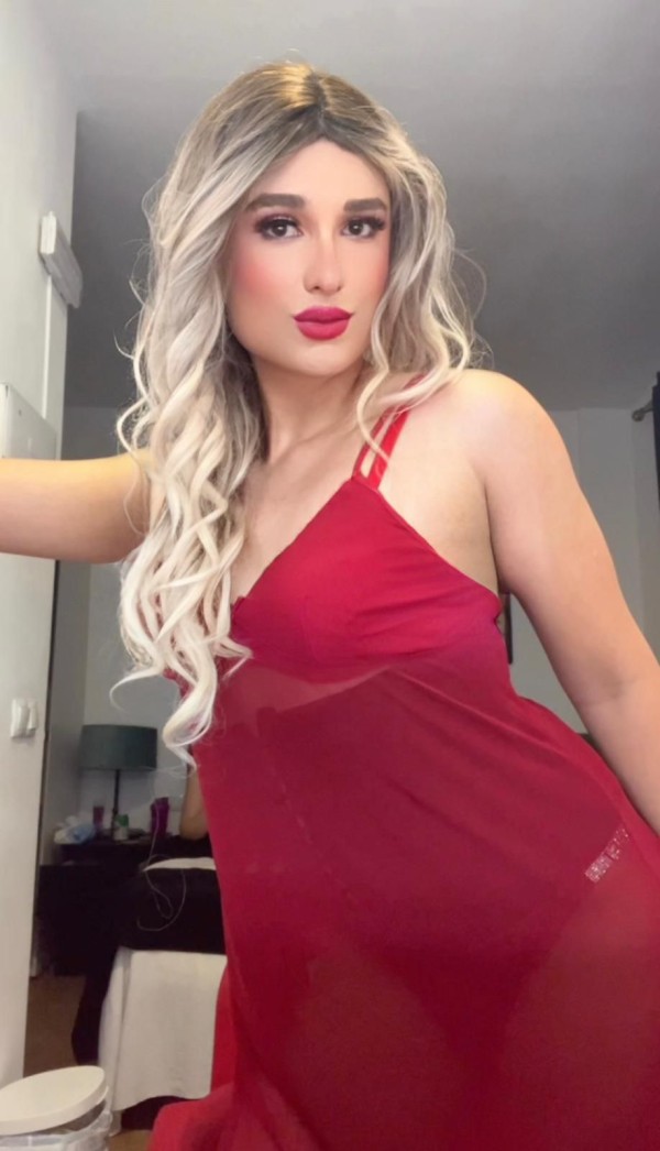 BELLA CHICA TRANS, EN ZARAGOZA, MUY VERSATIL