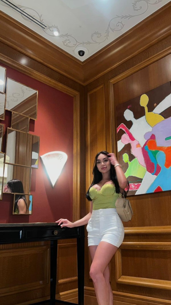 te puedo ofrecer placer, diversión, y compañía