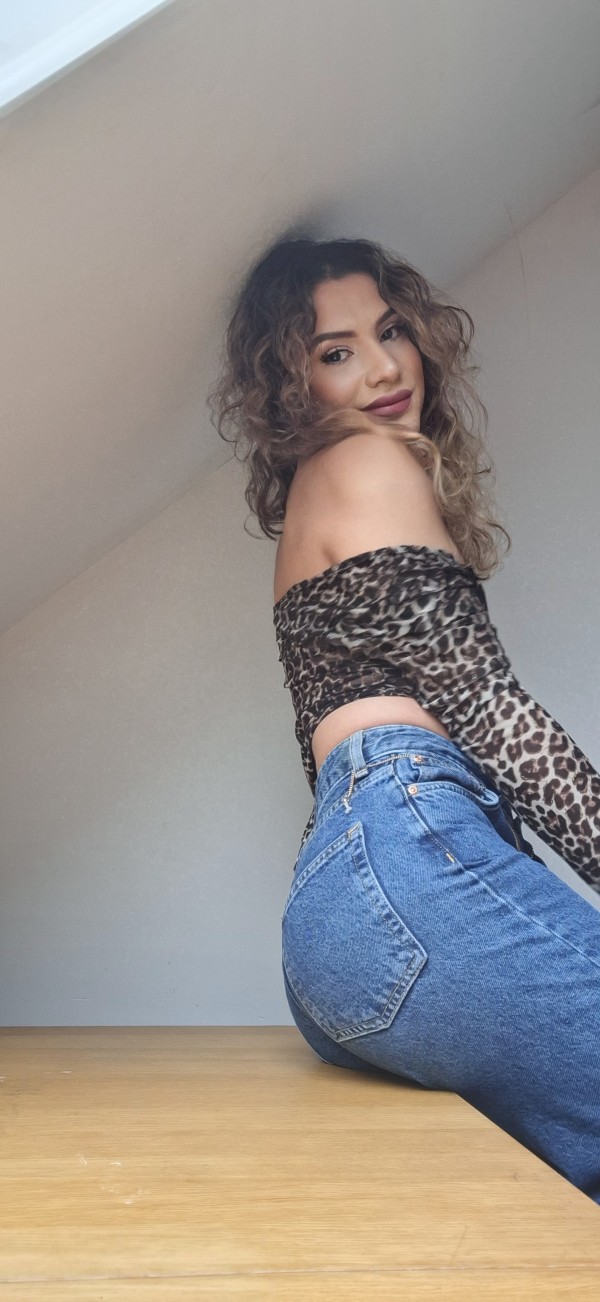 Linda y femenina CD XL Madrid San Blas