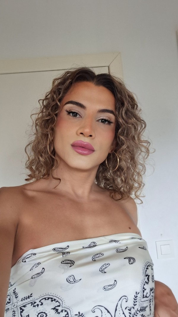 Linda y femenina CD XL Madrid San Blas