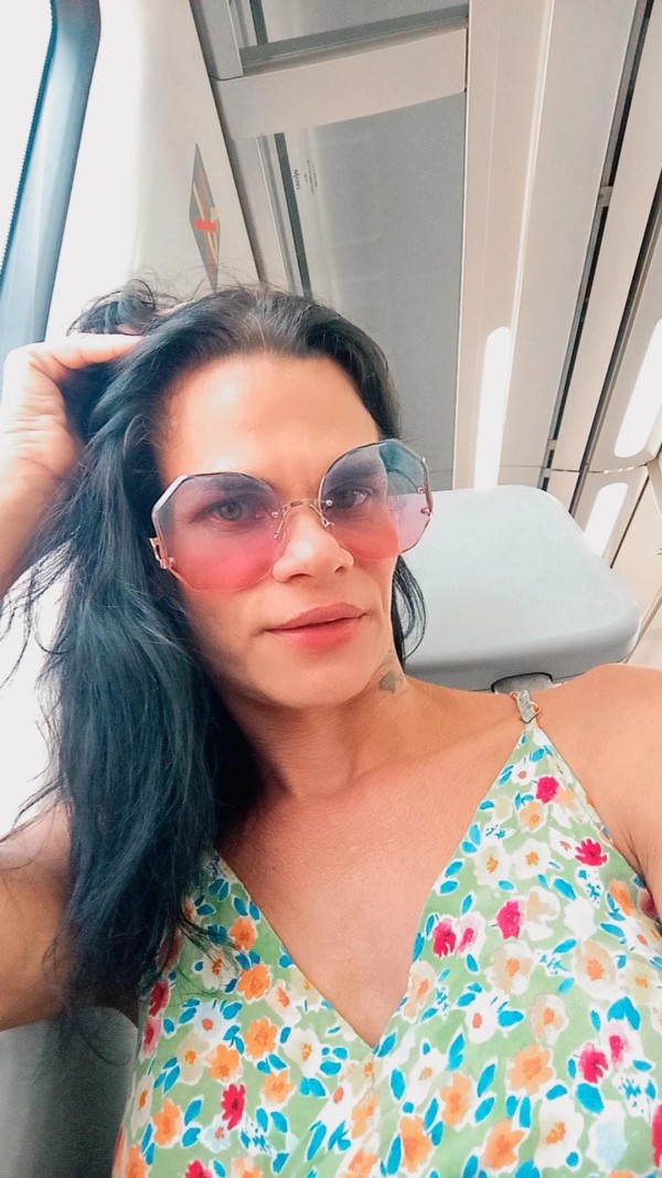 bella morenaza con la sangre caliente..