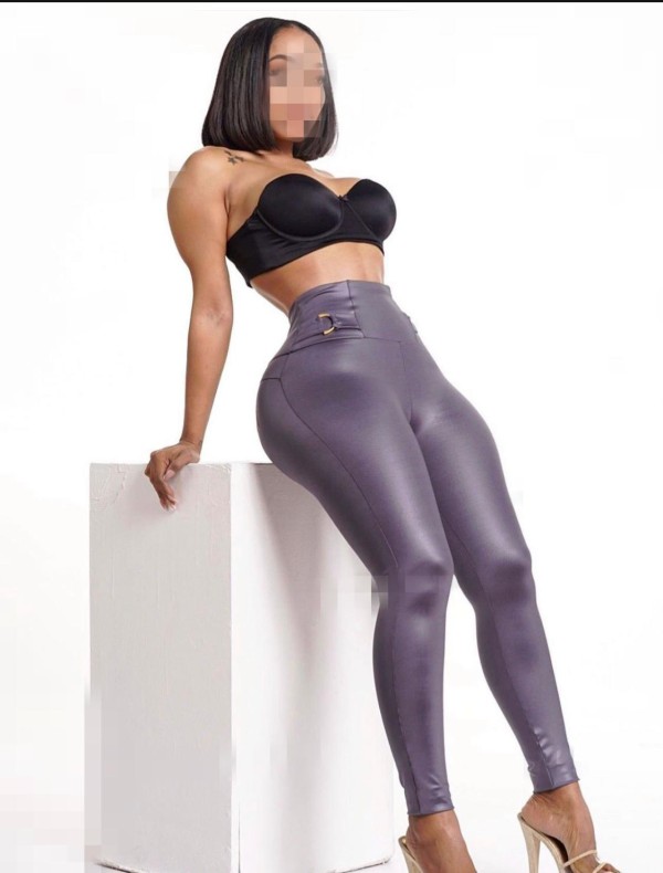 chupadas a pelo de lujo morbosa cachonda en blanes 24 hs