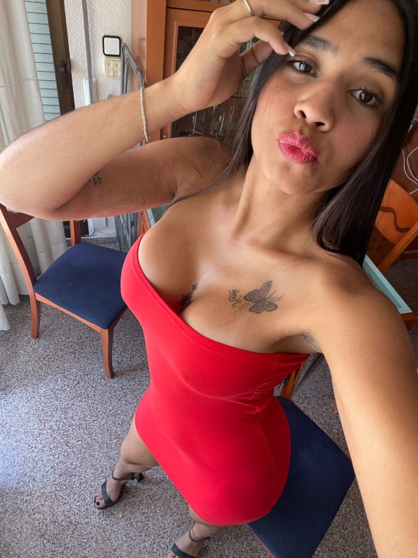 Hola! Me llamo vero nueva en tu cuidad Sevilla