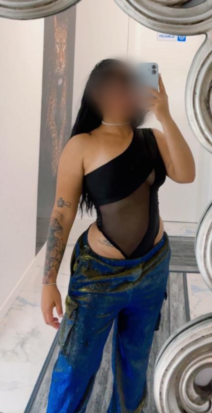 Gema 22 años colombiana ALCANZA EL PARAISO A MI LA