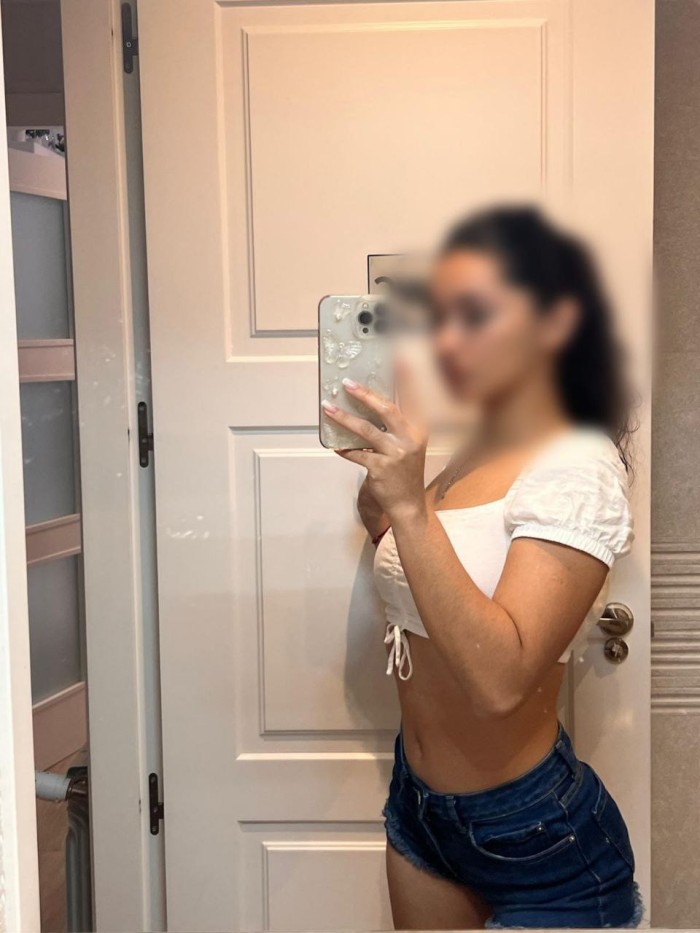 PARAGUAYA REALMENTE FIESTERA DELGADA CULONA