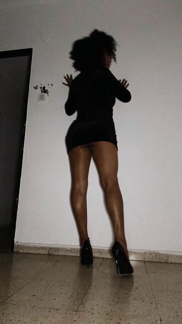 SOY UN BOMBOM DE CHOCOLATE UNA GUAPÍSIMA MI