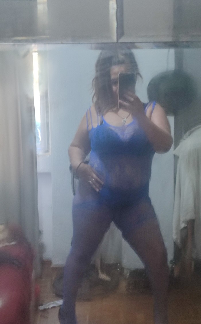 Recibo sola Móstoles chica caliente morbosa