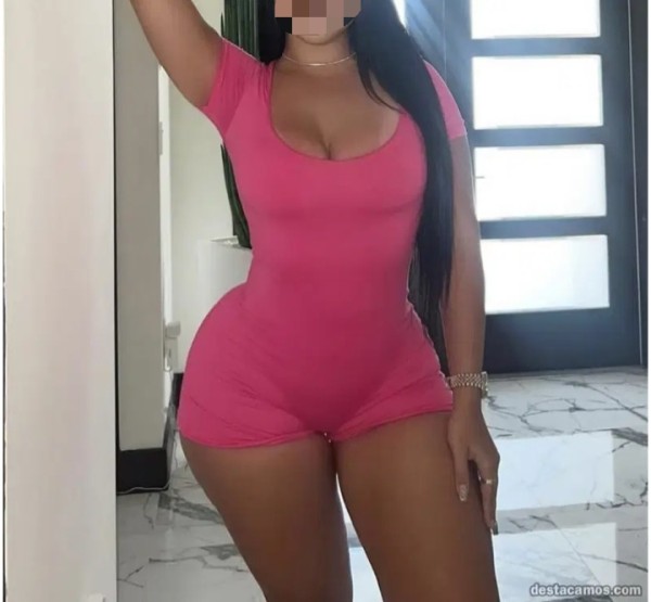 POCOS DÍAS CARIBEÑA INSACIABLE JUGUETONA