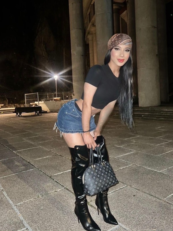 ARDIENTE COLOMBIANA EXOTICA MORBOSA Y FIESTERA